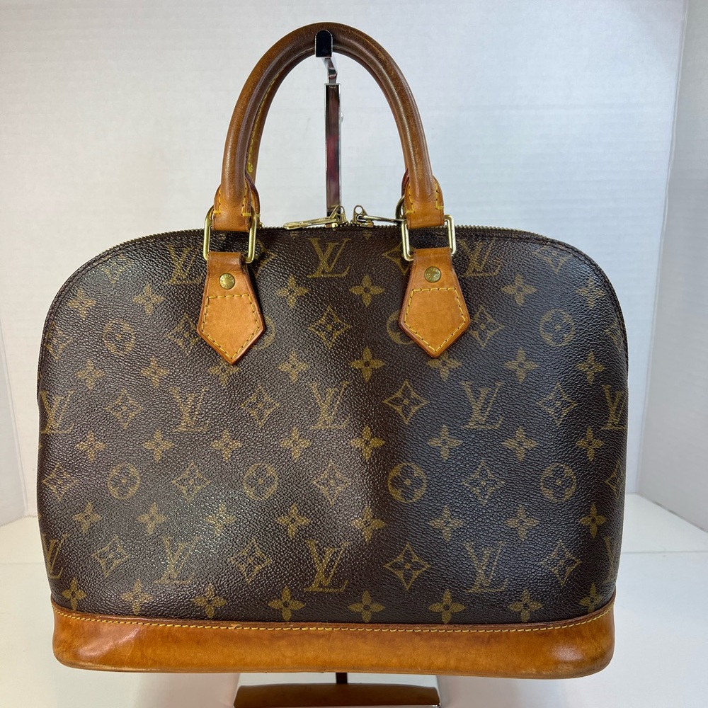 Louis Vuitton Alma PM **Authentic**